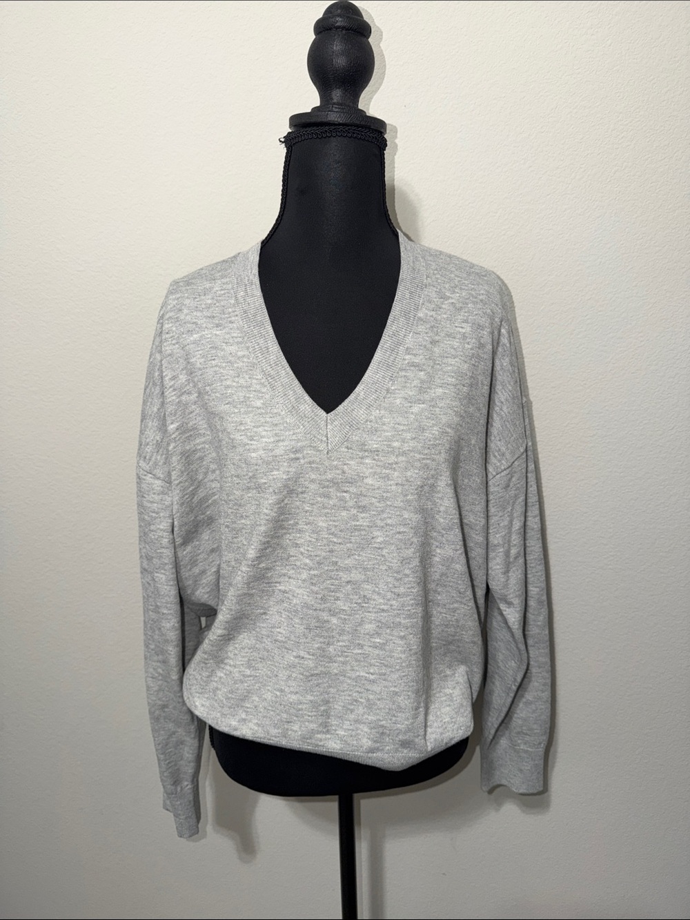 NWT Classic V-Neck Gray Women's Sweater